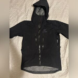 Arcteryx black medium